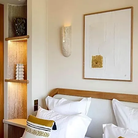 Hotel Tinah Saint-tropez 4*