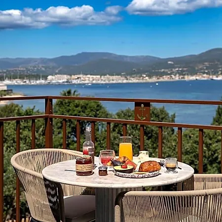 Tinah Saint-tropez 4*