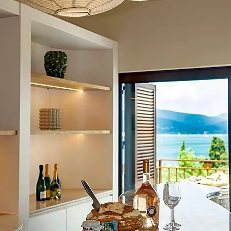 فندق Tinah Saint-tropez جاسّا